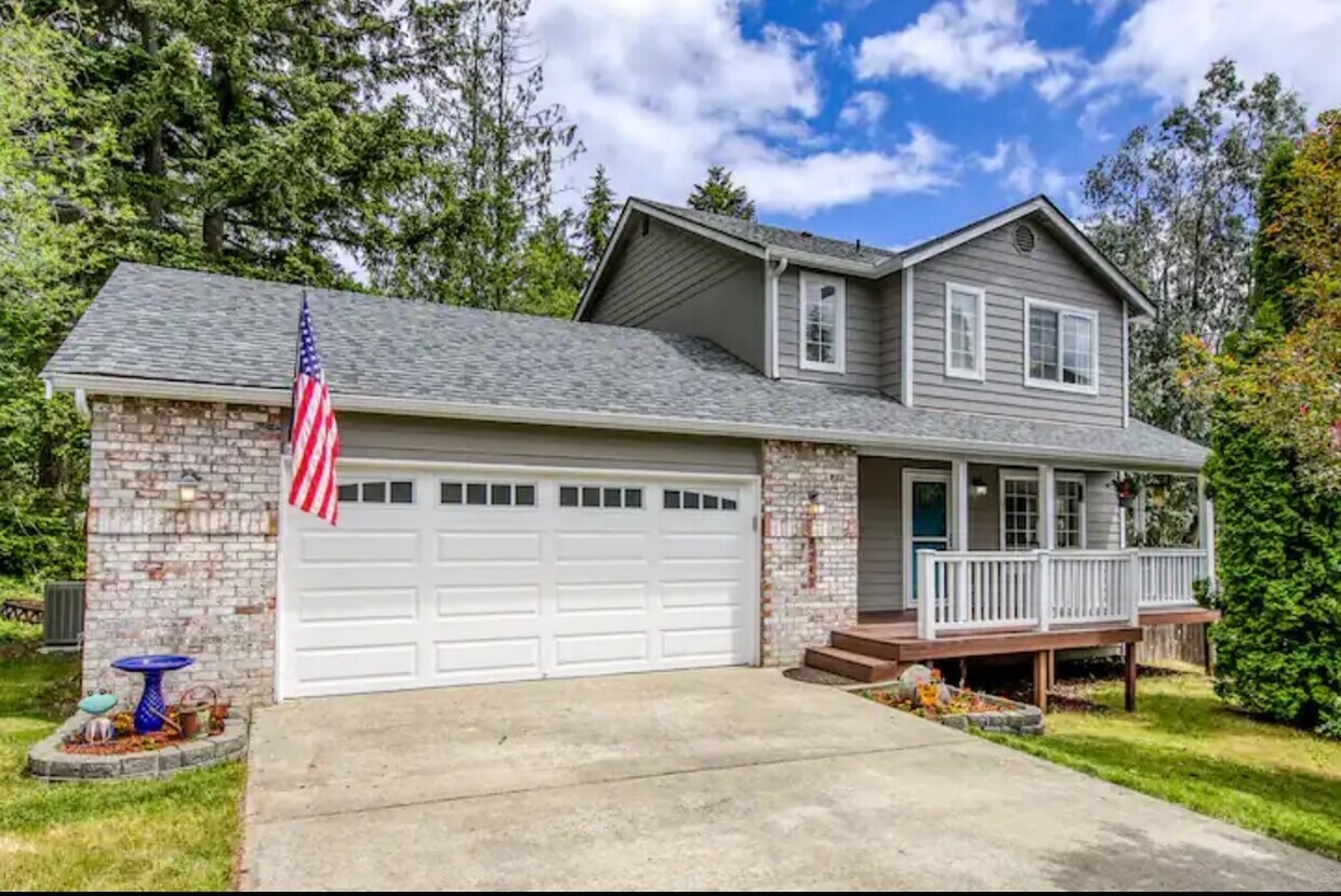 Foto principal - 8743 Jace Ln NW