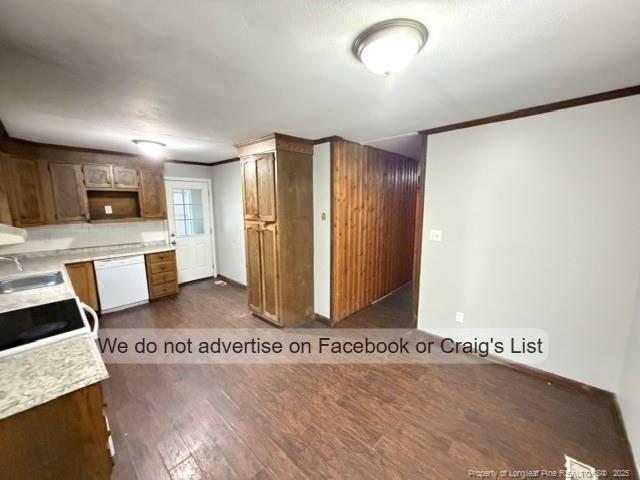 Foto del edificio - 503 Longview Dr