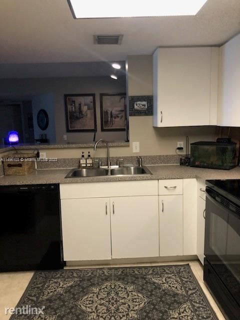 Building Photo - 3 br, 2 bath House - 5025 Wiles Rd Apt 108