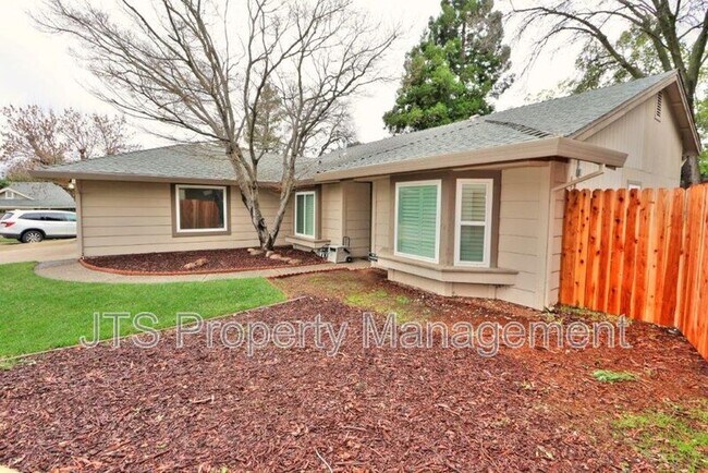 Foto del edificio - 5248 Phoenix Ridge Pl