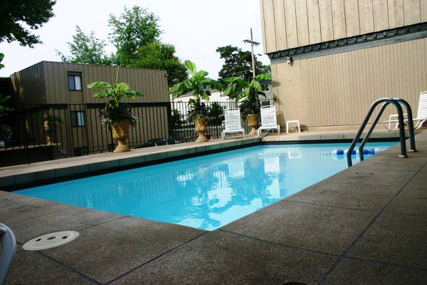 Foto principal - 4143 Roanoke Rd
