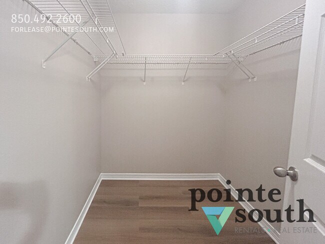 Foto del edificio - 11730 Madrone Ln
