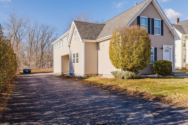 Foto del edificio - 687 Washington St