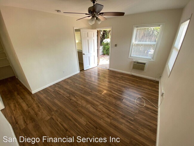Foto del edificio - 1 br, 1 bath House - 2033 E. 8th St.
