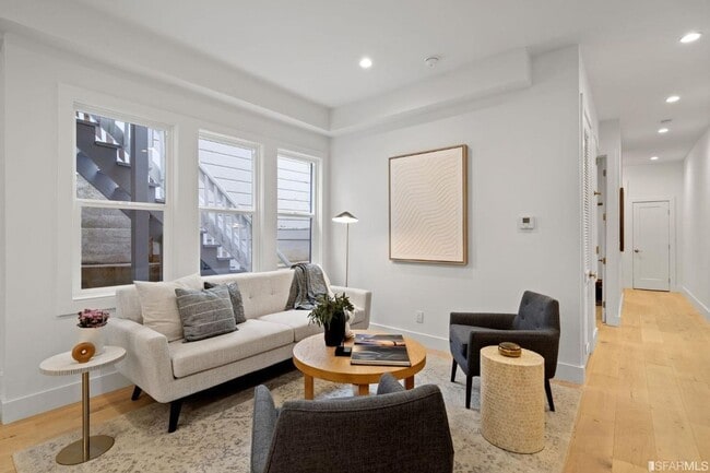 Building Photo - Quintessential San Francisco Living | 2BD ...
