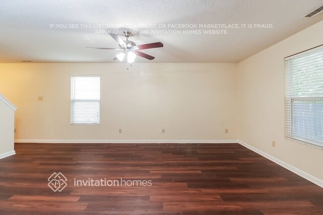 Building Photo - 2032 Dunsmore Ln