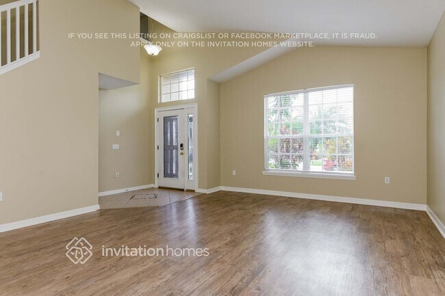 Building Photo - 1129 Hacienda Cir