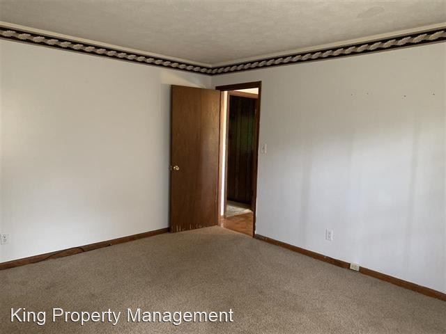 Building Photo - 4 br, 2 bath House - 901 5th Avenue NE