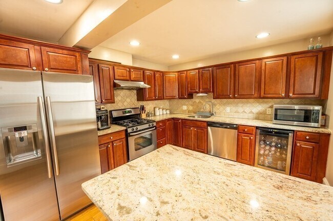 Foto del edificio - 15 Downer Ct