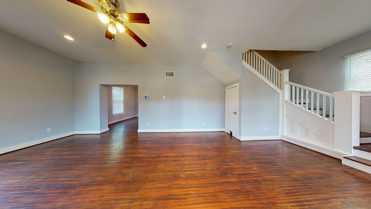 Photo - 5519 Reiger Ave House