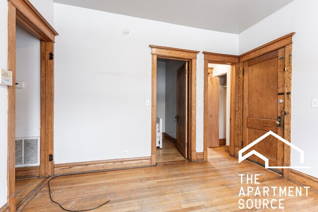 Foto del edificio - 2804 N Francisco Ave