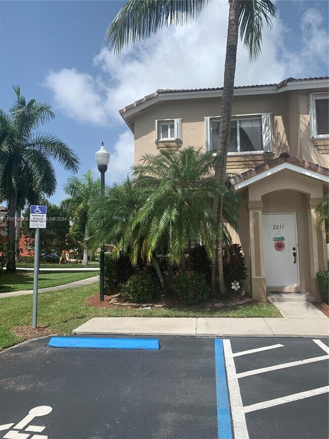 Foto del edificio - 2211 SE 23rd Rd