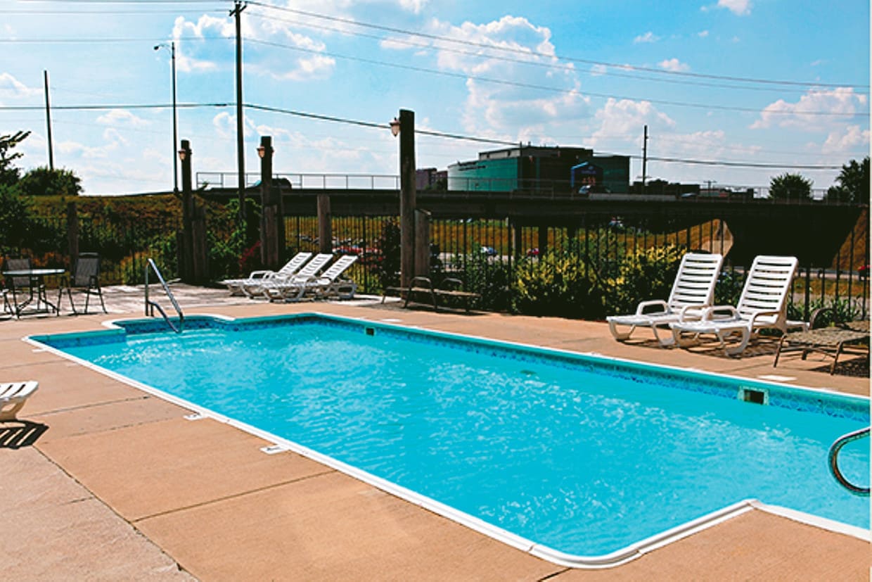 Pool - Fremont Landing