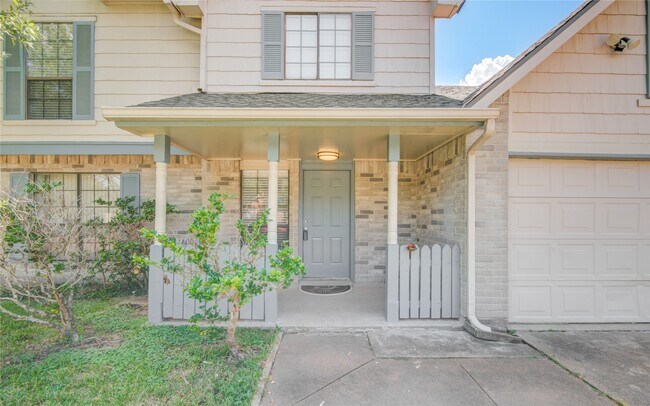 Foto del edificio - 20403 White Poplar Dr