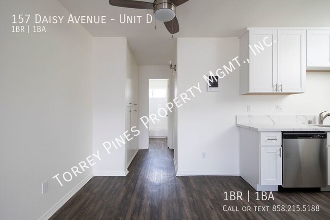 Building Photo - *OPEN HOUSE: 8/2 4-6PM* Beautiful Apt Just...
