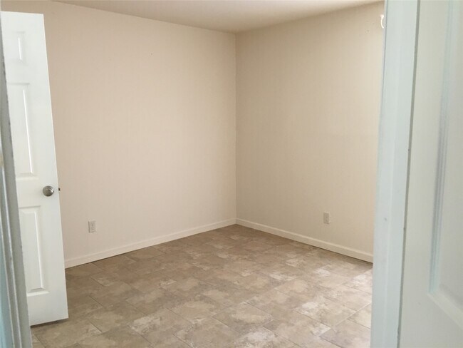 Foto del edificio - 10811 Sagecrest Ln