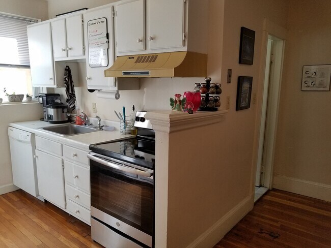 Foto del edificio - 390 Highland Ave