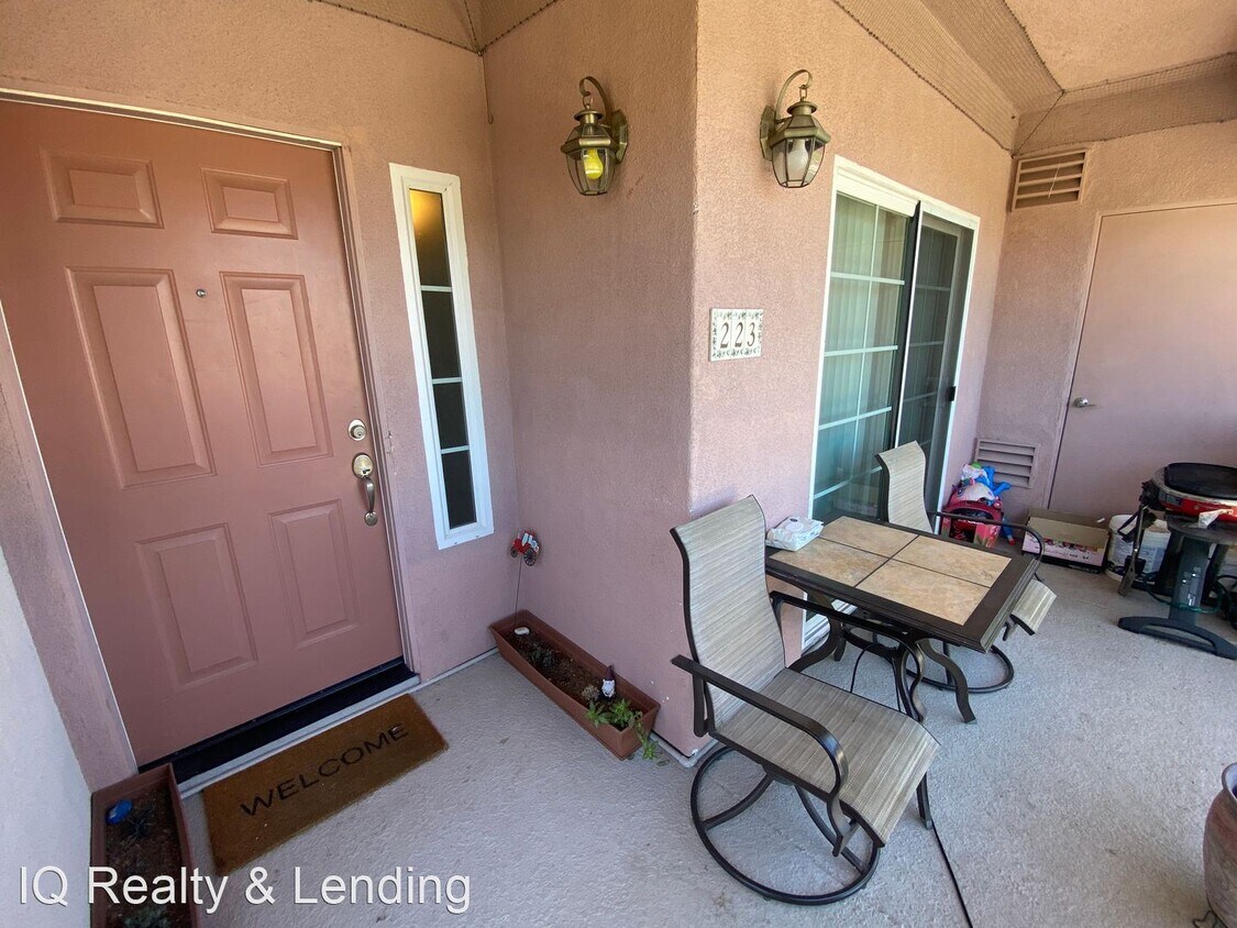 Foto principal - 3 br, 2 bath House - 2716 Lake Pointe Dr U...