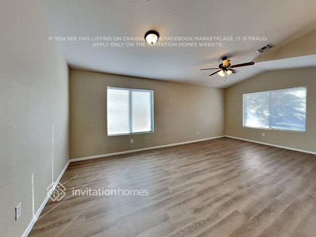 Foto del edificio - 1088 E Palomino Way