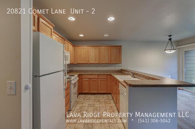 Foto del edificio - 20821 Comet Ln