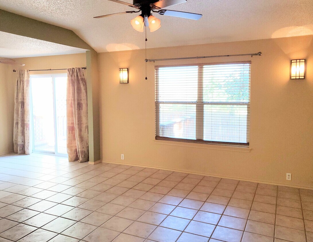 2020 Coats Cir, Austin, TX 78748 House Rental in Austin, TX