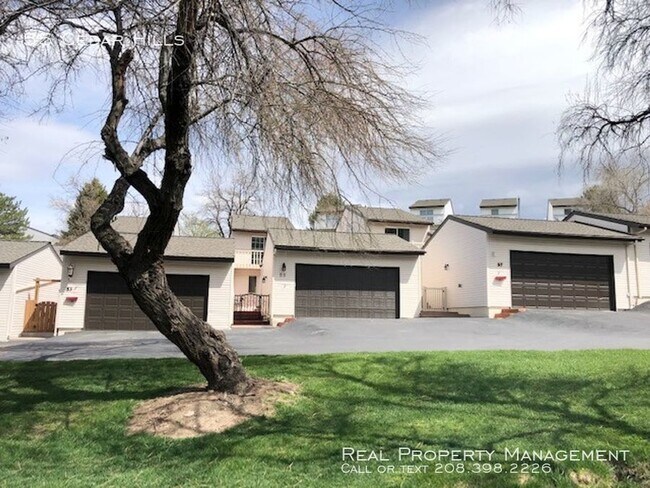 Building Photo - 55 Cedar Hills Dr