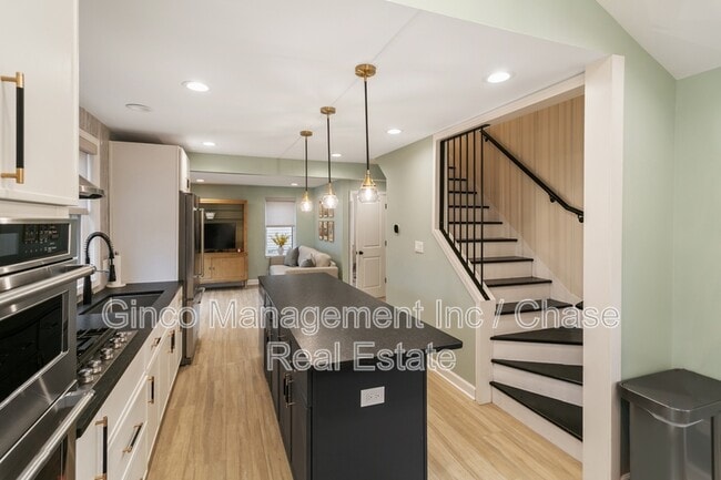 Foto del edificio - 635 E Prairie Ave