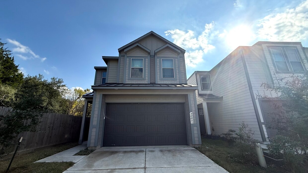 Primary Photo - 4001 Cusco Ln