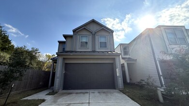 Building Photo - 4001 Cusco Ln