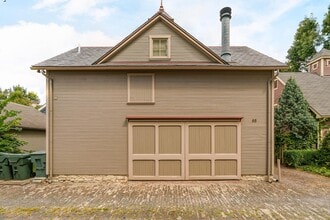 Building Photo - 88 Redbud Alley