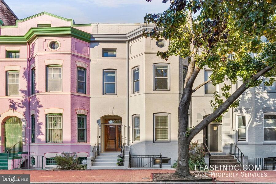 Primary Photo - 219 Morgan St NW