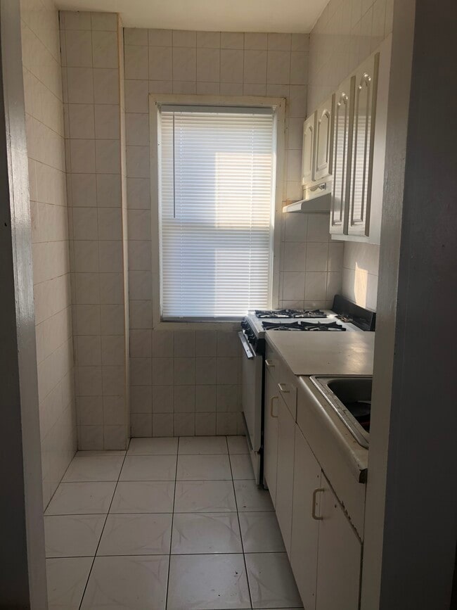 Foto del edificio - 1641 Acushnet Ave