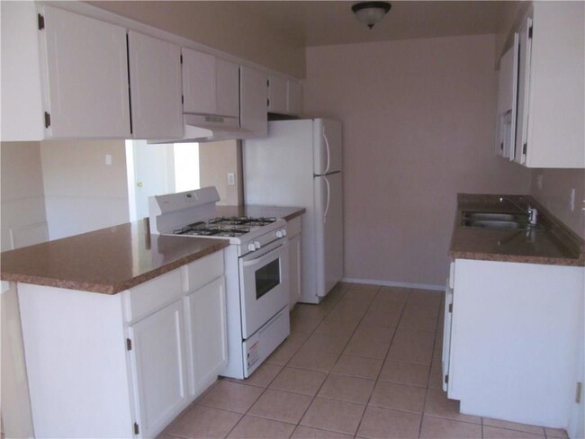 Building Photo - 5717 Dalhart Dr