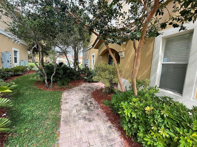 Foto del edificio - 12869 SW 31st Ct