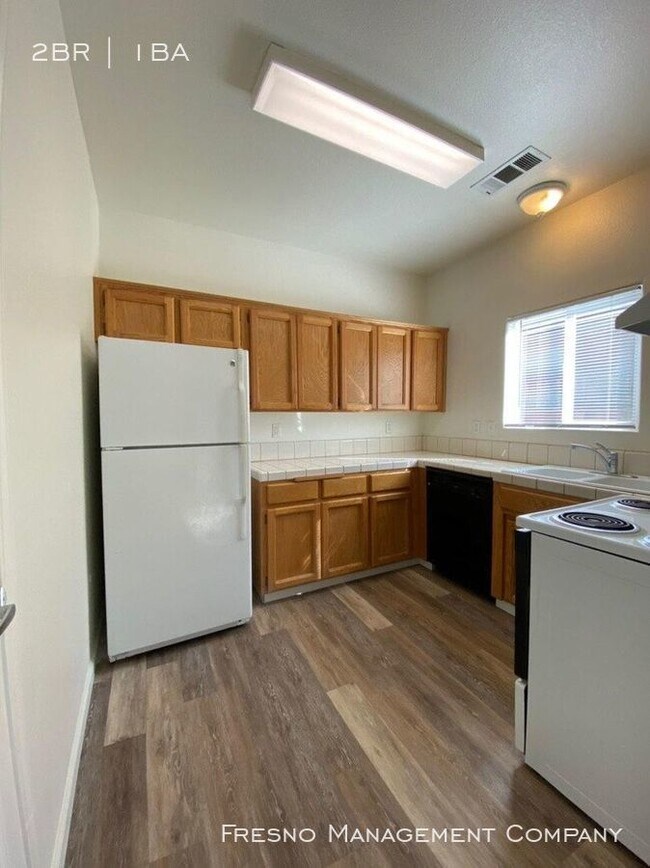 Building Photo - 6020 N Gentry Ave