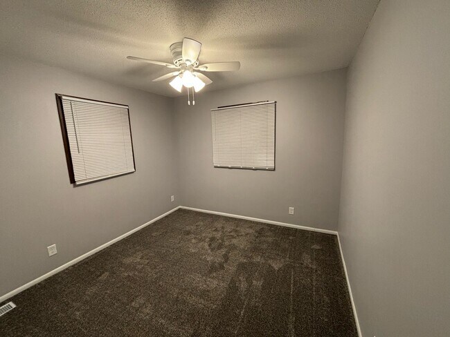 Foto del edificio - 25493 165th St NW