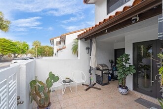 Building Photo - 6201 SW 138th Ct