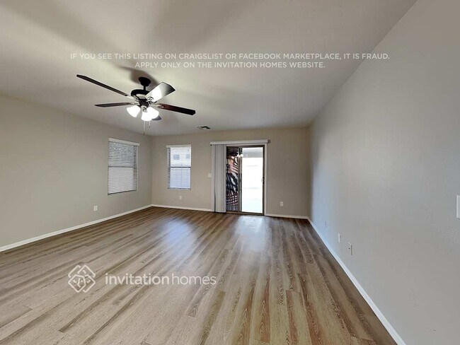 Building Photo - 2170 W Agrarian Hills Dr