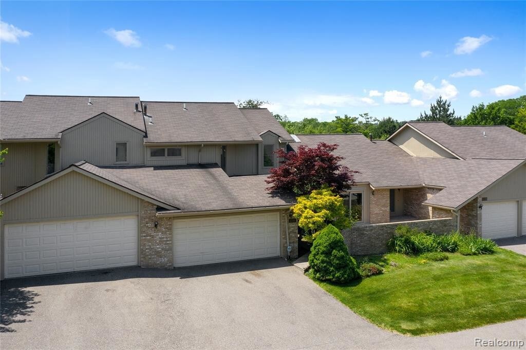 Primary Photo - 4291 Foxpointe Dr
