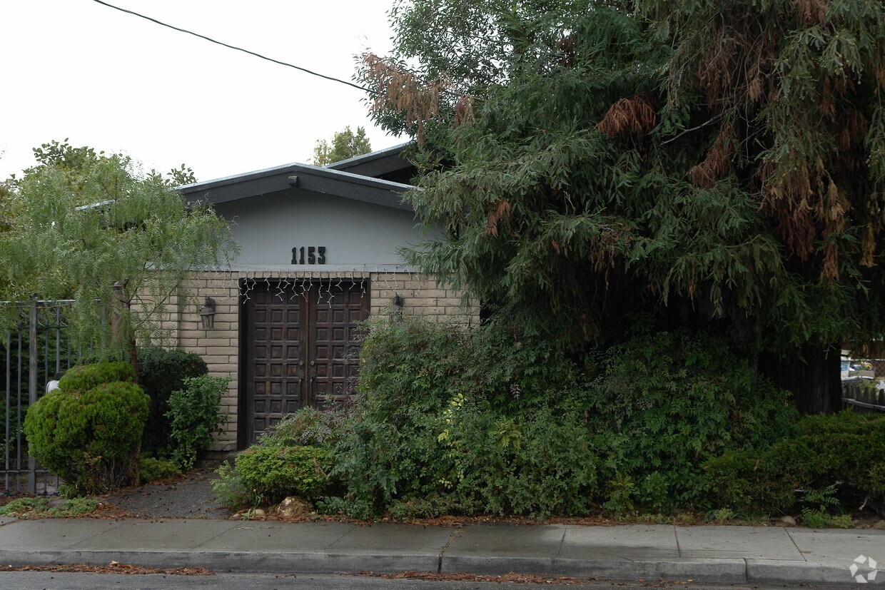 Foto principal - 1153 Grove Way