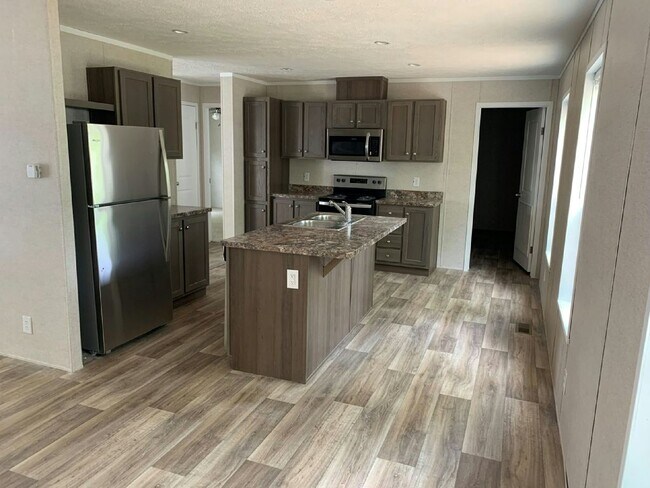 Foto del edificio - 5031 Red Maple Ln