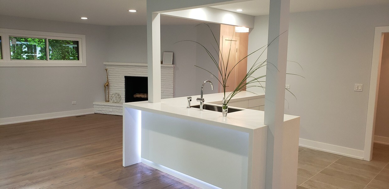 Foto principal - 905 Osterman Ave