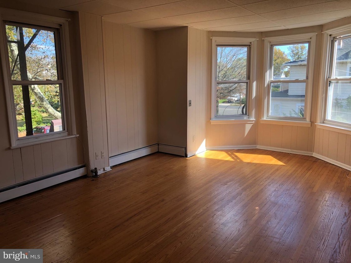 915 Haddon Ave, Collingswood, NJ 08108 House for Rent in Collingswood