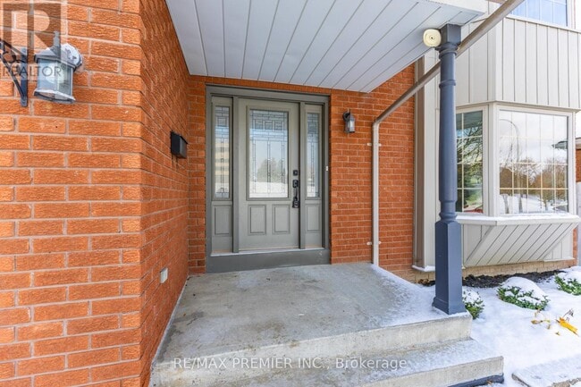 Building Photo - 49 Bassett Blvd