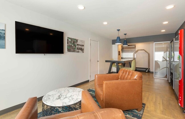 Building Photo - Furnished Studio-Providence - East Providence