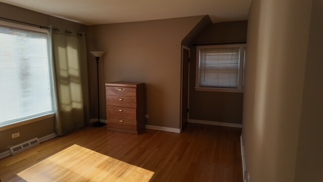 Primary Photo - 5249 S Kilpatrick Ave