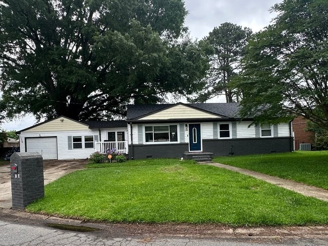 Building Photo - 104 Hibben Rd