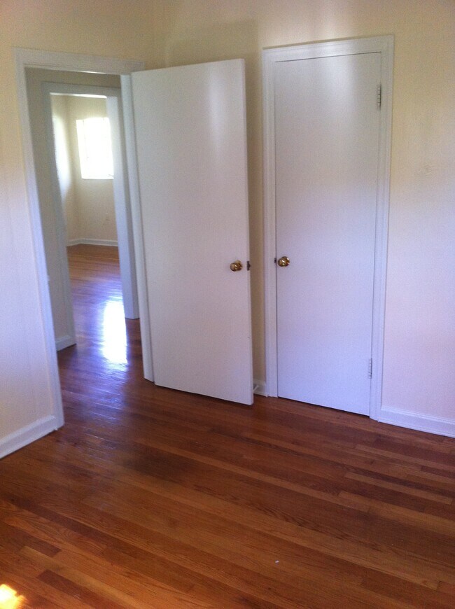 Foto del edificio - 635 Willow St NW