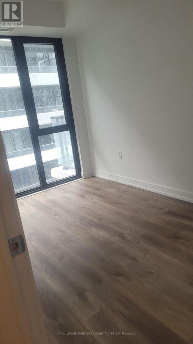 Building Photo - 1 Jarvis St