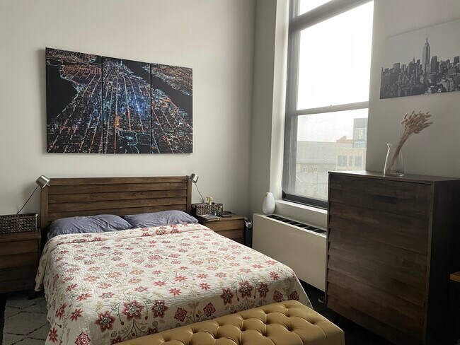 Master bedroom - 25 Leroy Pl